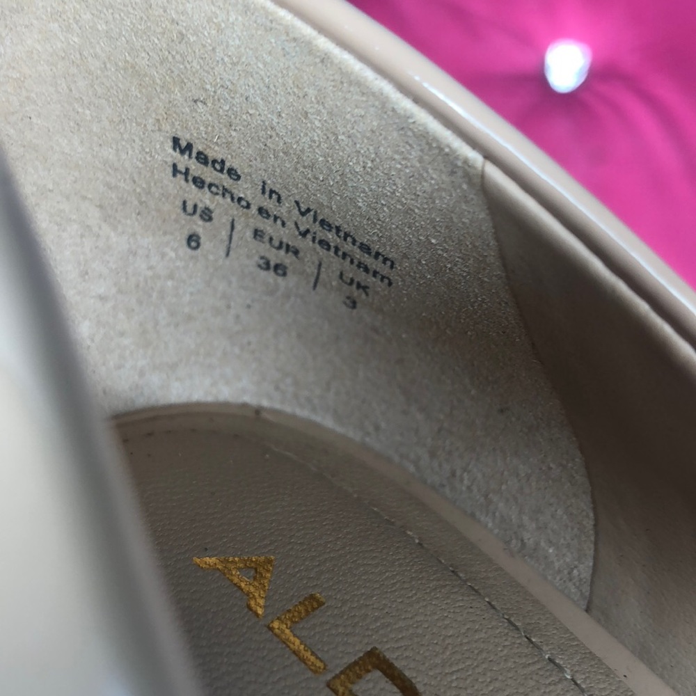 Also Heels - Picture 5 of 5